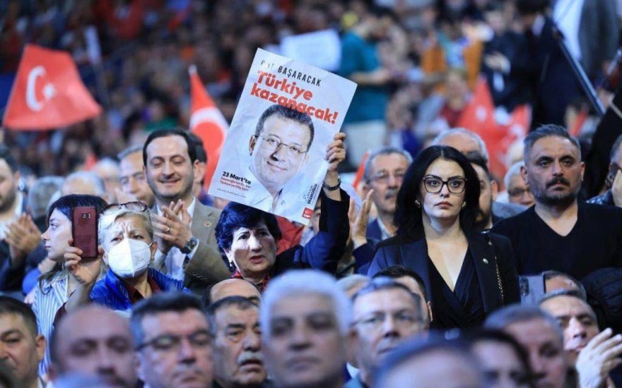 ekrem-imamoglu-hakkinda-acilan-davalar-ve-hukuki-surecler.jpg