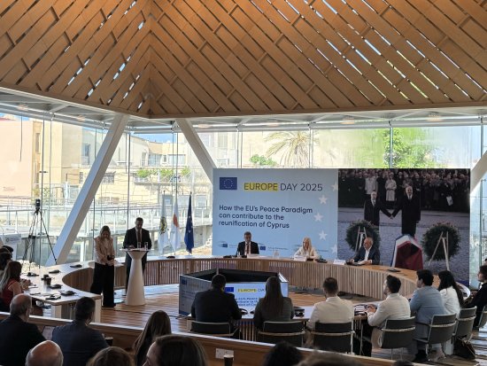 eu-panel-day.jpg