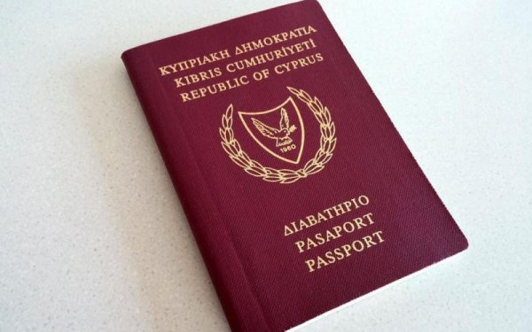 kimlik-pasaport-2.jpg