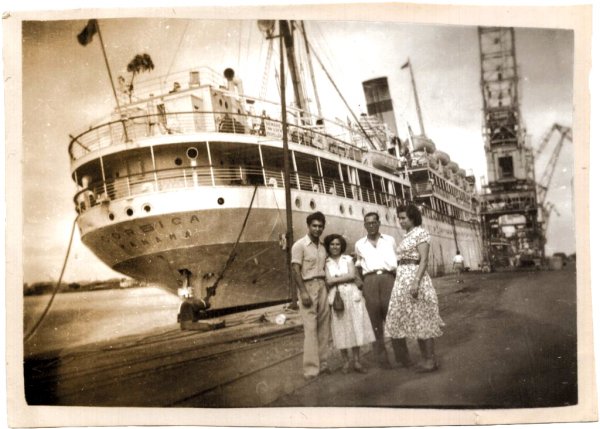 massava-limaninda-korsika-gemisi-sene-1951-kibrisli-gocmenleri-tasiyor-avustralyaya.jpg