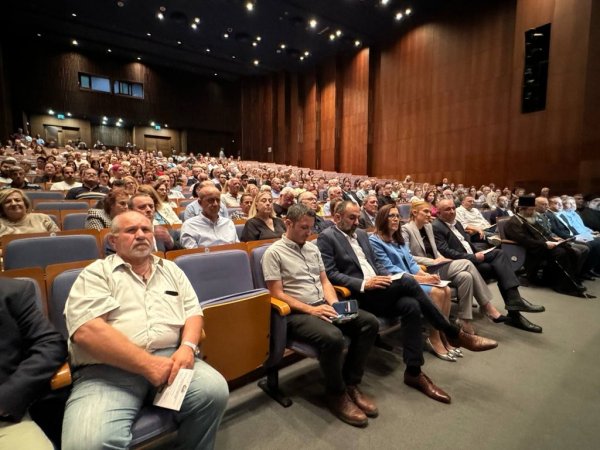 ncelikli-sayfa-16-balekitire-toplum-konseyinin-kayiplarla-ilgili-anma-gcesine-cok-buyuk-bir-katilim-vardi-foto-reporter-com-cy.jpg