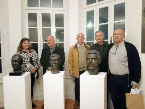 oncelikli-sayfa-16-dervis-ozer-evi-hacigagu-stavros-stavru-mustafa-kemal-gokeri-ve-birtan-gokeriyle-sergide.jpg