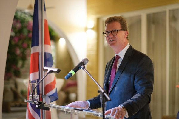 stephen-lillie-talking-at-uk-reception-to-celebrate-uk-cy-60-years-08oct2020-fb-bhc.jpg